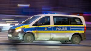 Drive-by-Shooting in Berlin?: Mann stirbt auf Gehweg  - Mordkommission ermittelt