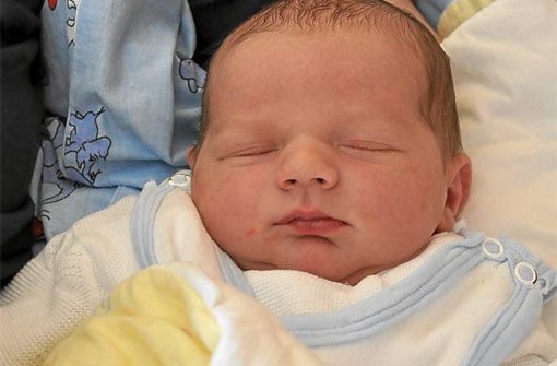Vincent Ennio David Fuchs kam in Rottweil als erstes Baby dse neuen Jahres ...