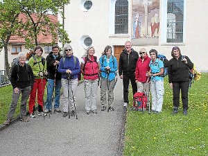 Eine Frauengruppe der evangelischen Kirche Tübingen wanderte auf dem hohenzollerischen Jakobsweg nach Ringingen, wo sie von dem Jakobswegkenner Wolfgang W. Meyer empfangen wurden. Foto: Schwarzwälder-Bote
