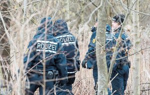 Polizisten durchsuchten den Wald bei Willstätt. Foto: dpa