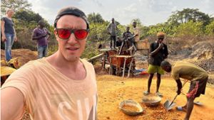 Wie im Kinofilm: Benjamin Schäuffele in den Diamanten-Minen von Sierra Leone Foto: Schäuffele