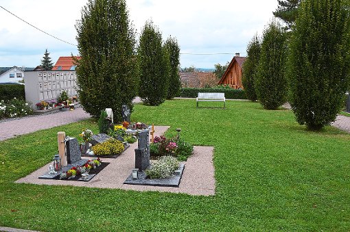 Friedhof Waldmössingen. Im Ort  besteht der Wunsch nach Reihenrasengräbern.   Foto: Herzog Foto: Schwarzwälder-Bote