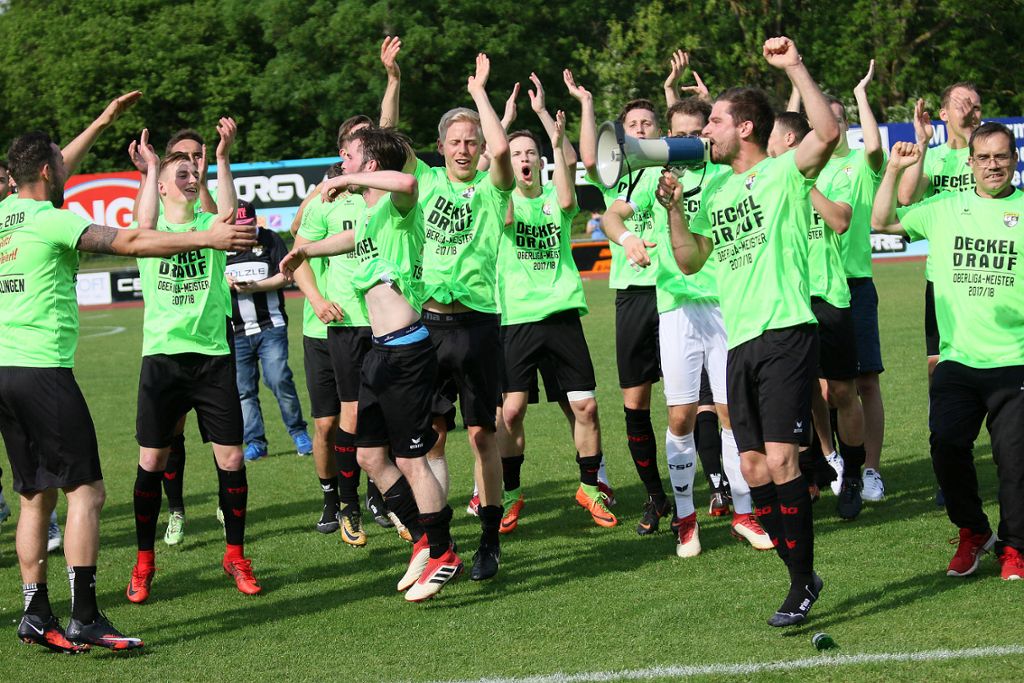 Oberliga, nie mehr, nie mehr: Die TSG Balingen hat den größten Erfolg ihrer Vereinsgeschichte geschafft und steigt als Oberliga-Meister in die Regionalliga Südwest auf.