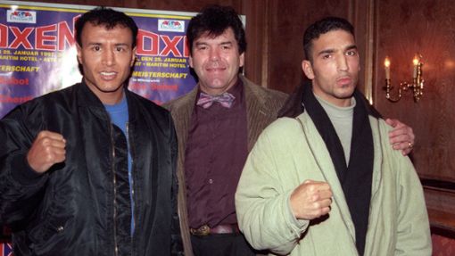 Firat Arslan (re.) vor seinem ersten Profikampf 1997. In unserer Bildergalerie blicken wir auf die Karriere des Boxers. Foto: Baumann/Bm