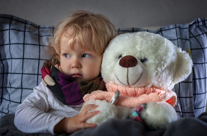 Fieber, Erbrechen & Co.: Mein Kind ist krank - wann darf es wieder in Kita oder Schule?
