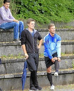 In seinem ersten Pflichtspiel für seinen neuen Verein muss Nils Schuon (links) – hier mit Markus Glemser – heute Abend im Verbandspokal ausgerechnet beim VfL Nagold ran. Foto: Kraushaar Foto: Schwarzwälder-Bote