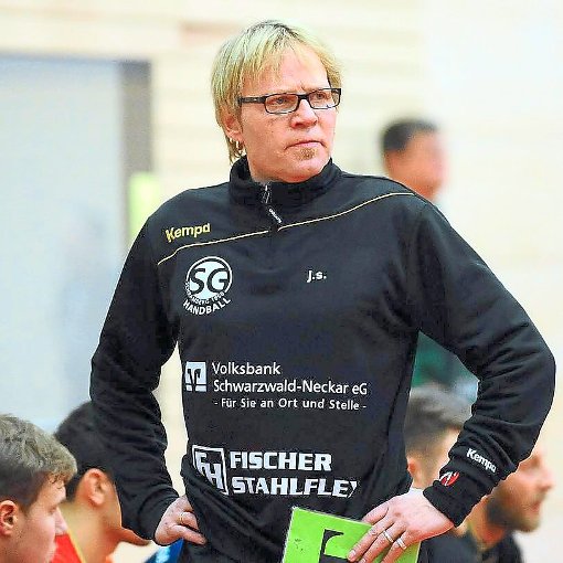 Jürgen Storz, Trainer der SG Schramberg, geht mit dem Landesligisten in seine zweite Saison.  Foto: Julian Foto: Schwarzwälder-Bote