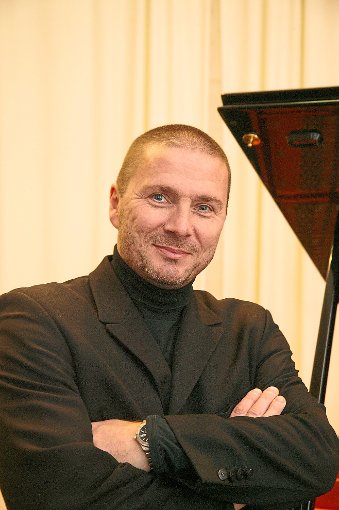 Andreas Reibenspies macht sich auf den Opernbühnen Europas einen Namen in Hauptpartien moderner Werke.     Foto: Veranstalter Foto: Schwarzwälder-Bote