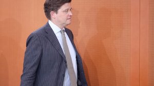 Klaeden will im CDU-Präsidium bleiben