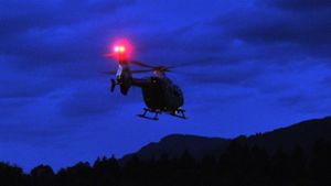 Hubschrauber über Vöhringen: Nächtlicher Einbruch bei Reifenhändler - Polizei sucht Zeugen