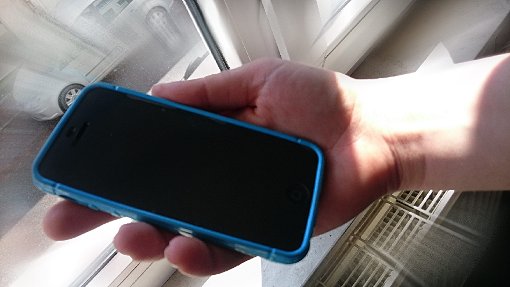 Wurde dem Kumpel ein geklautes Handy untergeschoben? Foto: Symbolfoto: Ungureanu