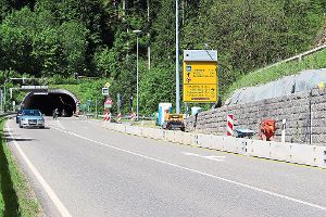 Die Baustellen zwischen Schiltach und Rottweil sorgen dafür, dass viele Autofahrer über Schleichwege ihr Ziel suchen.  Foto: Alt