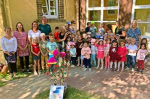 Kindergartenleiterin Monika Mayer wurde in Bisingen verabschiedet. Foto: Gern