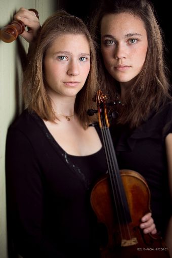 Zwei junge Damen, eine Leidenschaft: Musik Foto: Hinderlich Foto: Schwarzwälder-Bote