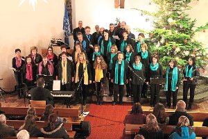 Gänsehautstimmung verbreitete der Chor inSpirit bei seinem Konzert in der Versöhnungskirche. Foto: Pfister Foto: Schwarzwälder-Bote