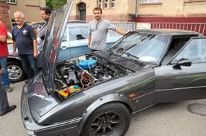 Thomas Vogt mit seinem Mazda RX7 mit Wankelmotor.   Foto: Ziechaus Foto: Schwarzwälder-Bote