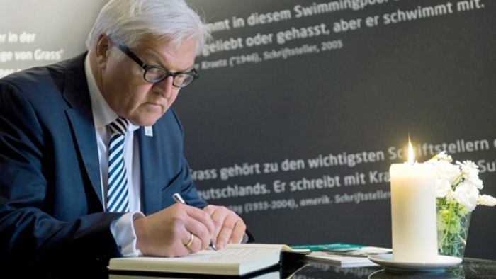 Steinmeier erweist Günter Grass Reverenz