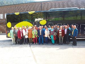 Die frohgelaunte Gruppe der Alterswehr besucht den Südschwarzwald.  Foto: Staiger Foto: Schwarzwälder-Bote