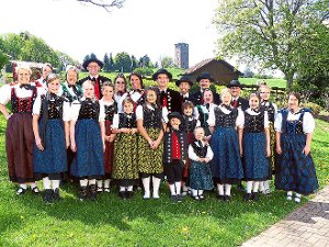 Die Trachtengruppe aus Bad Herrenalb ist am Sonntag in Öhringen zu sehen. Foto: Zoller Foto: Schwarzwälder-Bote