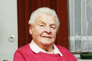 Margot Bischoff blickt auf 90 bewegte Lebensjahre zurück und feiert heute im kleinen Kreis. Foto: Franke Foto: Schwarzwälder-Bote