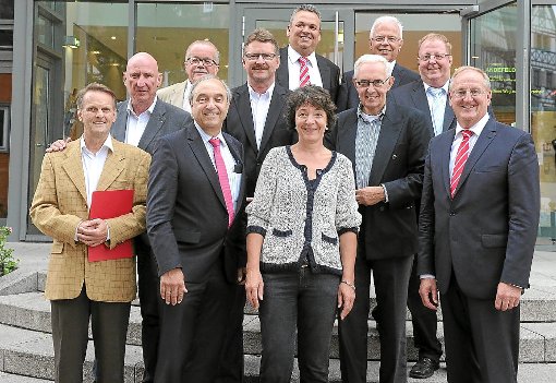Oberbürgermeister Jürgen Großmann ehrte Stadträte für ihr jahrzehntelanges kommunalpolitisches Engagement. Fotos: Fritsch Foto: Schwarzwälder-Bote