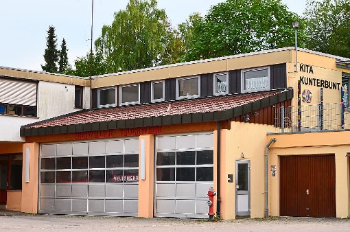 Der Umbau und die Sanierung des Feuerwehrmagazins und der benachbarten Kita wird mindestens drei Millionen Euro kosten.   Foto: Bausch