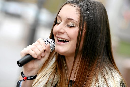 Lisa Strothmann singt leidenschaftlich gerne und und hat es jetzt ins Finale bei der Weltmeisterschaft für Darstellende Künste in Hollywood geschafft. Foto: Maier