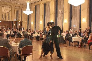 Bereits zum fünften Mal begeisterten Andrzej Cibis und Victoria Kleinfelder mit ihren Tanzdarbietungen.  Foto: Tröger