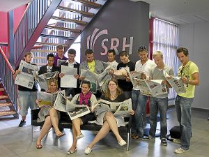 Masterstudenten des Studiengangs Medien- und Kommunikationsmanagement  interessieren sich natürlich für Zeitungen. Foto: Schwarzwälder-Bote