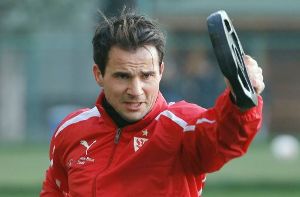 Fokus auf den Ball und auf die Karriere: Der ungarische Spielmacher Tamas Hajnal hängt beim VfB noch mindestens ein Jahr dran. Foto: dpa