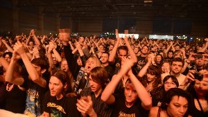 Headbanger feiern mit Helloween