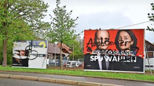 Wahlplakate beschmiert: Hitler-Bärtchen – jetzt ermittelt die Kripo im Kreis Rottweil