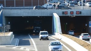Verkehr durch Einhorn-Tunnel rollt