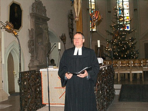 Gottes ›aber-Geschichte geht weiter, verdeutlicht Beatus Widmann in seiner Weihnachtspredigt. Foto: Scherer Foto: Schwarzwälder-Bote