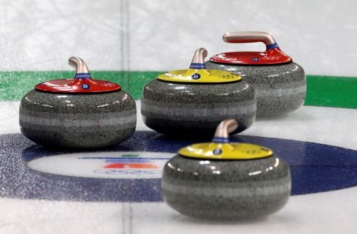 Curling wird auch als Schach auf dem Eis bezeichnet.  Foto: DPA