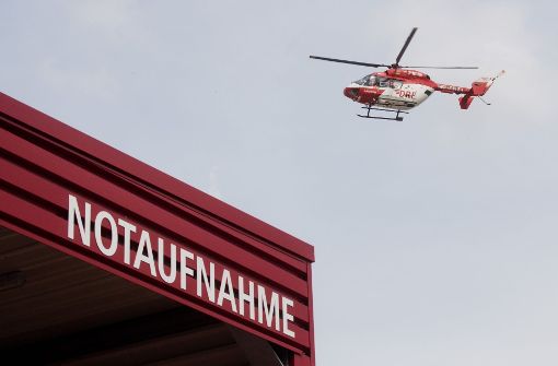 Der Mann wurde mit einem Rettungshubschrauber in die BG-Klinik nach Tübingen geflogen.  (Symbolfoto) Foto: dpa