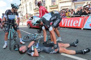 Mark Cavendish hat sich von seinem schweren Sturz nicht erholt.  Foto: dpa