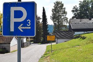 In Zavelstein sollen neue Parkplätze gebaut werden.  Foto: Bösel Foto: Schwarzwälder-Bote