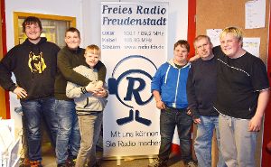 Die Mitglieder von Radio Fanta Sechs haben Spaß am Radiomachen.  Foto: Freies Radio Foto: Schwarzwälder-Bote