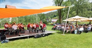 Die Mühldorfmusikanten spielten am Sonntagnachmittag vor vollen Rängen. Foto: Morlok Foto: Schwarzwälder-Bote