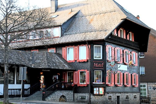 Das Hotel und Restaurant Falken in Schönwald besteht seit mehr als 120 Jahren – Gerd Huppert will nun zunächst das Restaurant zum Monatsende schließen. Foto: Kommert Foto: Schwarzwälder-Bote