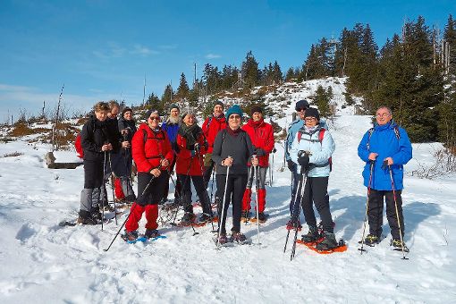 Mit Schneeschuhen waren Teilnehmer  des Schwarzwaldvereins unterwegs. Foto: Schwarzwaldverein Foto: Schwarzwälder-Bote