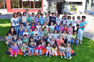 52 Kinder zwischen einem und sechs Jahren werden im vor 50 Jahre erbauten katholischen Kindergart in Lautlingen betreut. Das Jubiläum feiern sie am vierten Juliwochenende. Foto: Melle Foto: Schwarzwälder-Bote