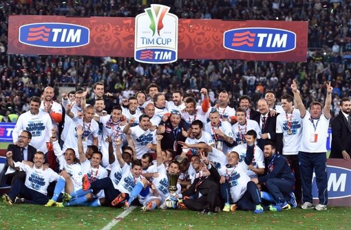 Der SSC Neapel hat sich mit einem 3:1-Sieg gegen den AC Florenz den italienischen Pokal geholt. Foto: dpa