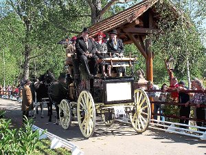 Edle Damen und Herren konnten um die Jahrhundertwende mit prunkvollen Kutschen glänzen – und tun es auf dem Mönchhof noch heute. Foto: Schwarzwälder-Bote