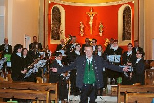Der Musikverein Ahldorf begeisterte die Zuhörer mit seinem Kirchenkonzert. Foto: Baum Foto: Schwarzwälder-Bote