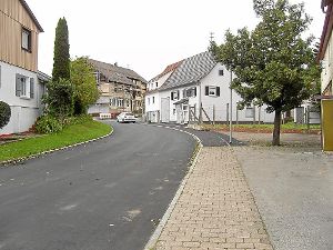 Die Firma Stumpp aus Balingen hat die Fischinger Straße schneller als im Zeitplan vorgesehen  fertiggestellt.   Foto: Gemeinde Empfingen Foto: Schwarzwälder-Bote