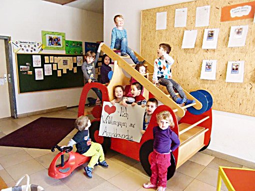 Die Kinder der evangelischen Kitas freuen sich auf neue Spielkameraden. Foto: Straub Foto: Schwarzwälder-Bote