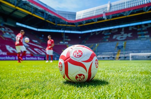 Der 1. FC Kaiserslautern muss 5000 Euro Strafe zahlen. Foto: dpa/Uwe Anspach
