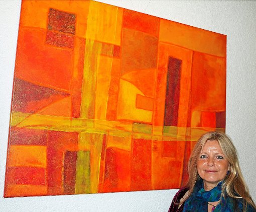 Harmonie nennt Birgit Weimer ihr Gemälde in Aquarell, das 2013 in dreimonatiger Arbeit nach einem intensiven Traum entstand und nun im Starzacher Rathaus zu sehen ist. Foto: Bieger Foto: Schwarzwälder-Bote